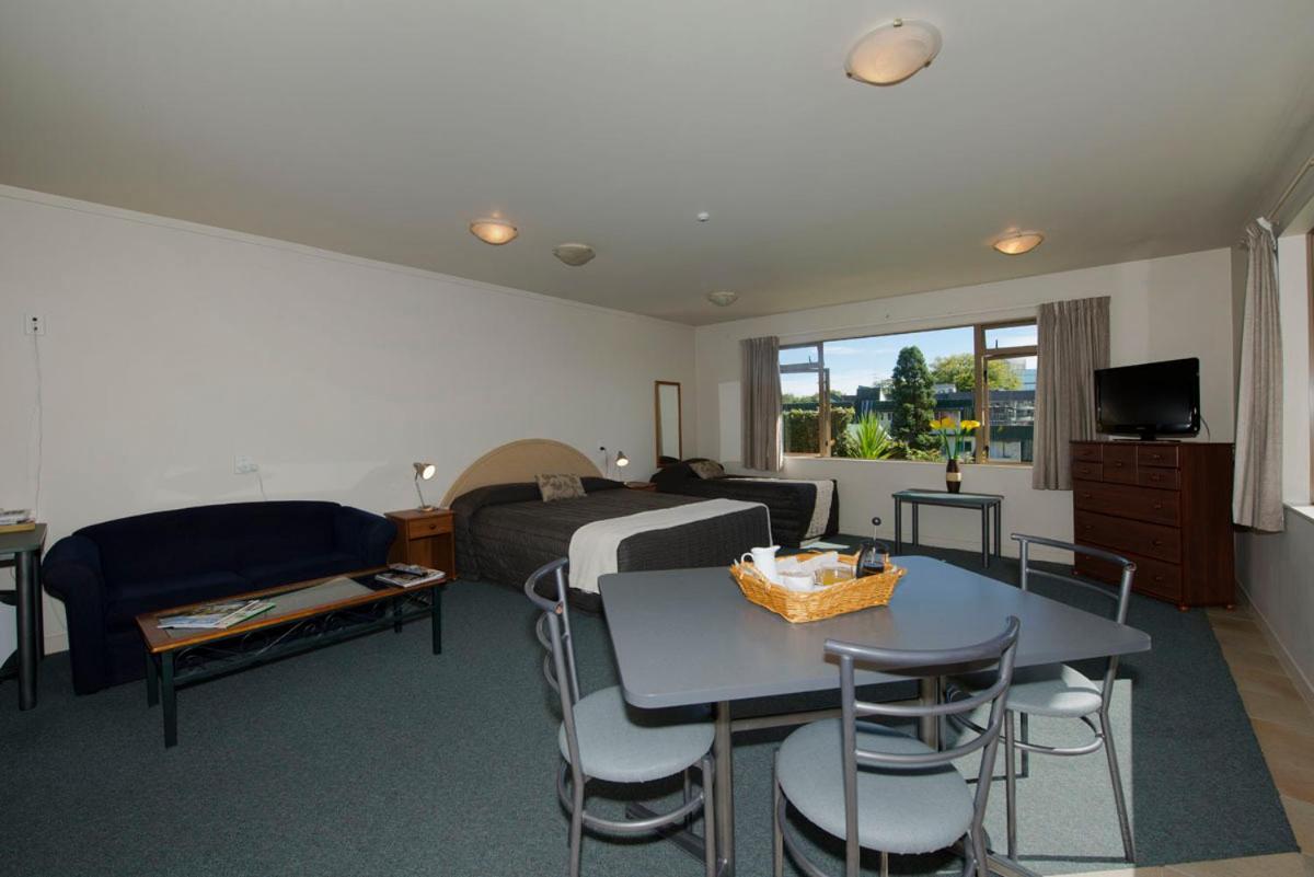 Lake Point Motel Hamilton Dış mekan fotoğraf