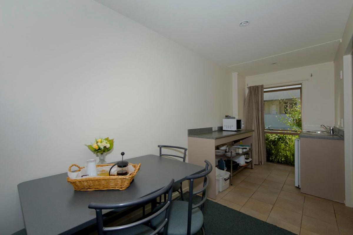 Lake Point Motel Hamilton Dış mekan fotoğraf